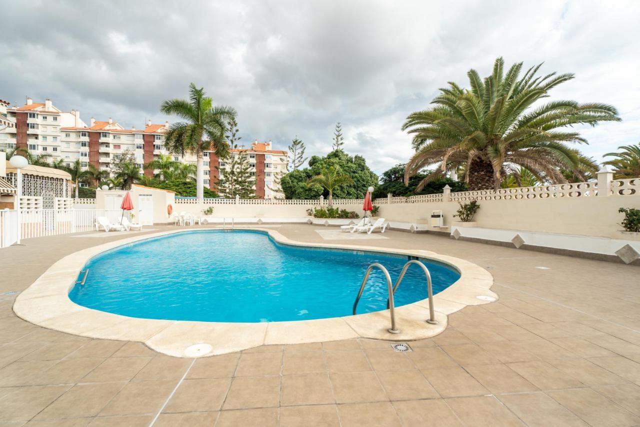 Las Rosas Sunset Apartment อาโรนา ภายนอก รูปภาพ