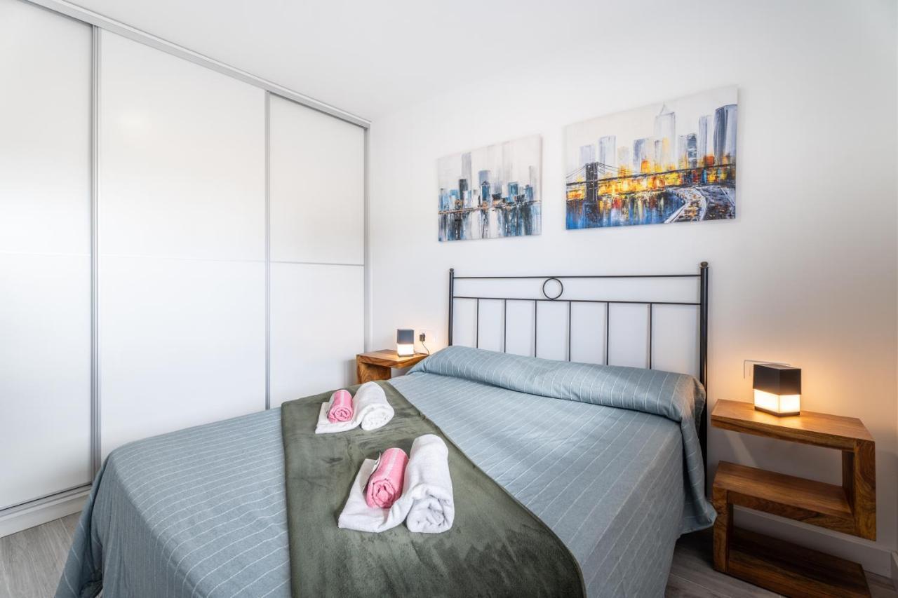 Las Rosas Sunset Apartment อาโรนา ภายนอก รูปภาพ